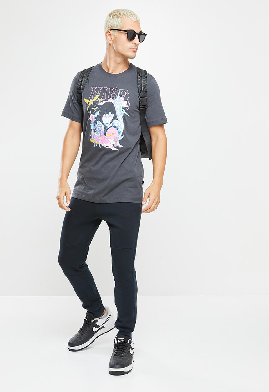 Nike - M nike sports wear tee fantasy graphic - anthracite