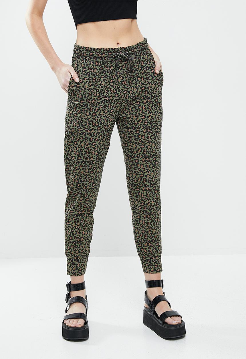 Silent Theory - Tia leopard pant - khaki