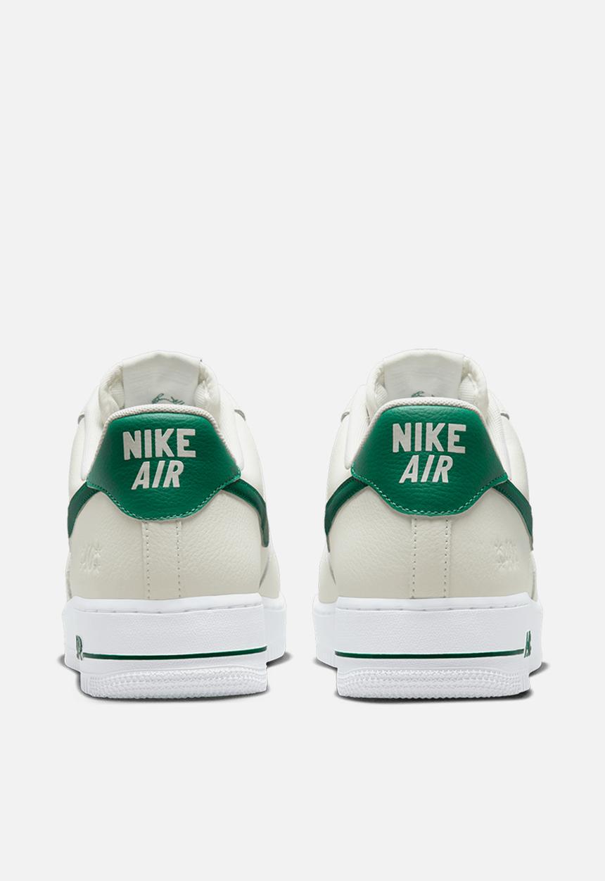 Nike - Air Force 1 '07 LV8 - sail/malachite-white-metallic gold