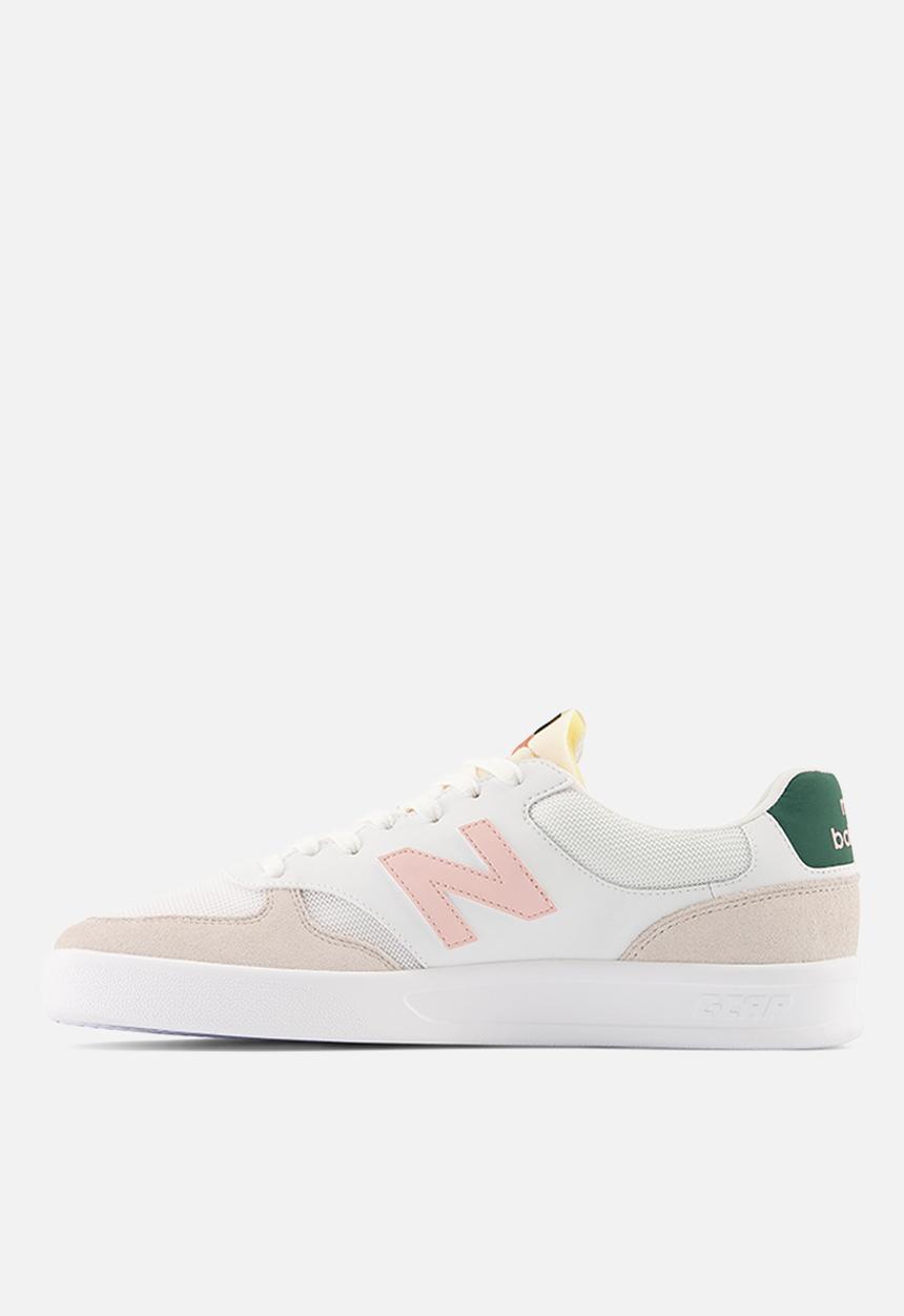 New Balance  - CT300 Retro athletic - white/pink