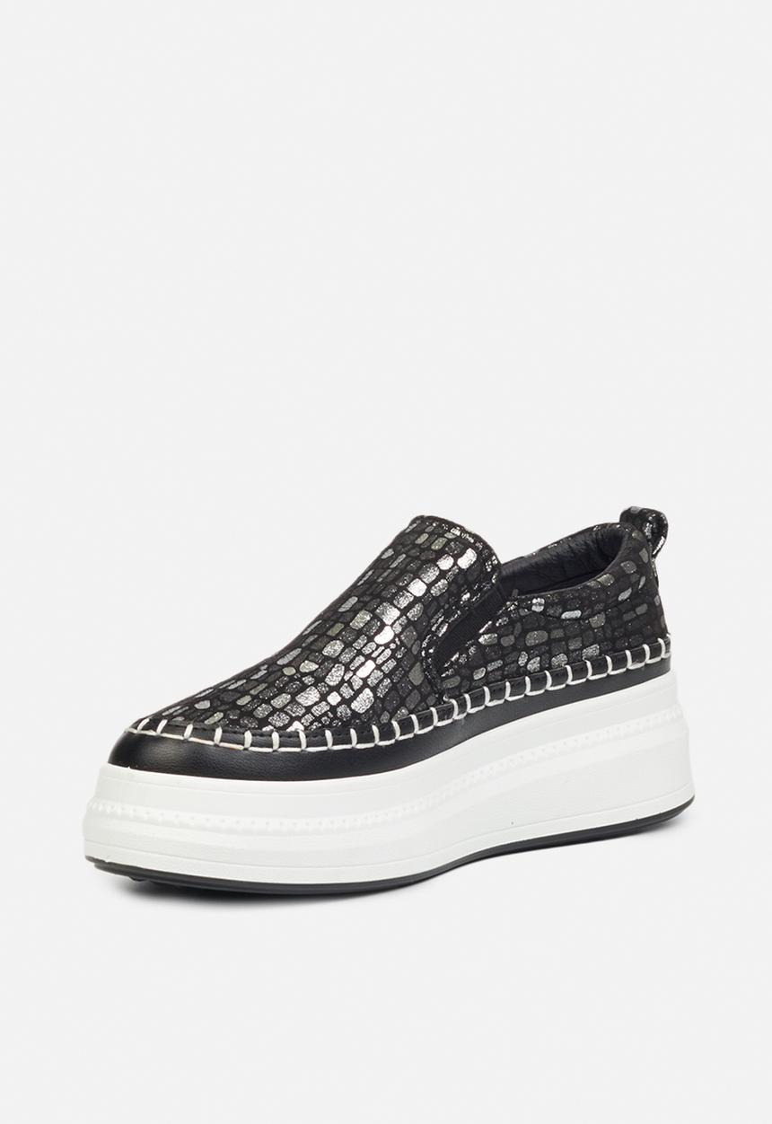 Butterfly Feet - Senhora 7 slip-on - black