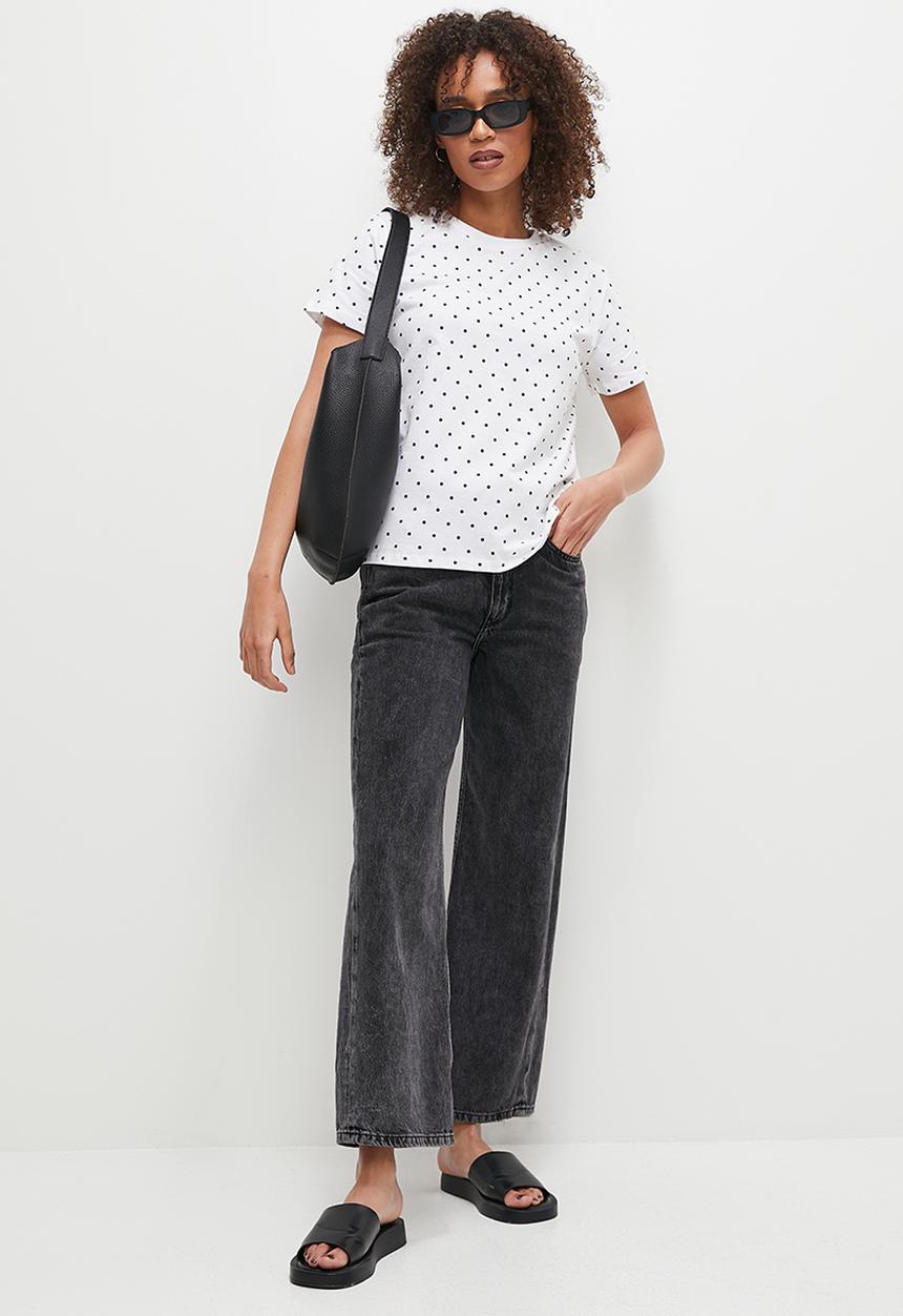 Superbalist - Basic crew easy fit aop - white & black polka