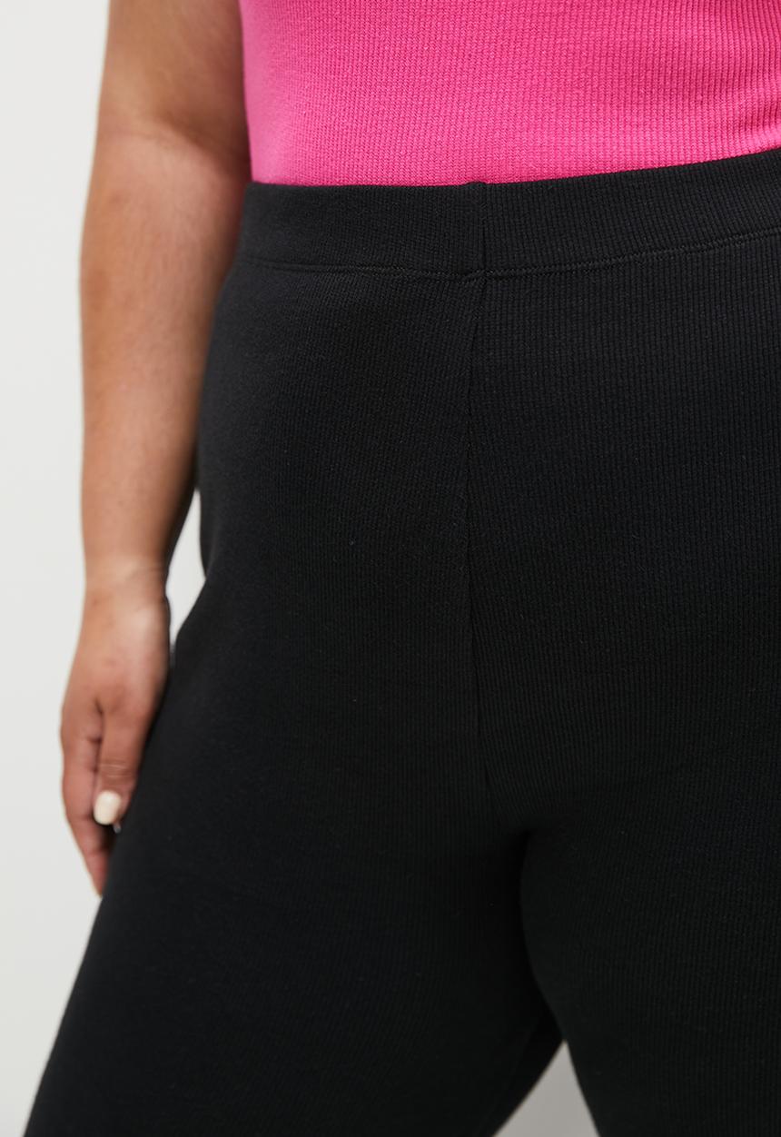 Blake - Flare leg - black