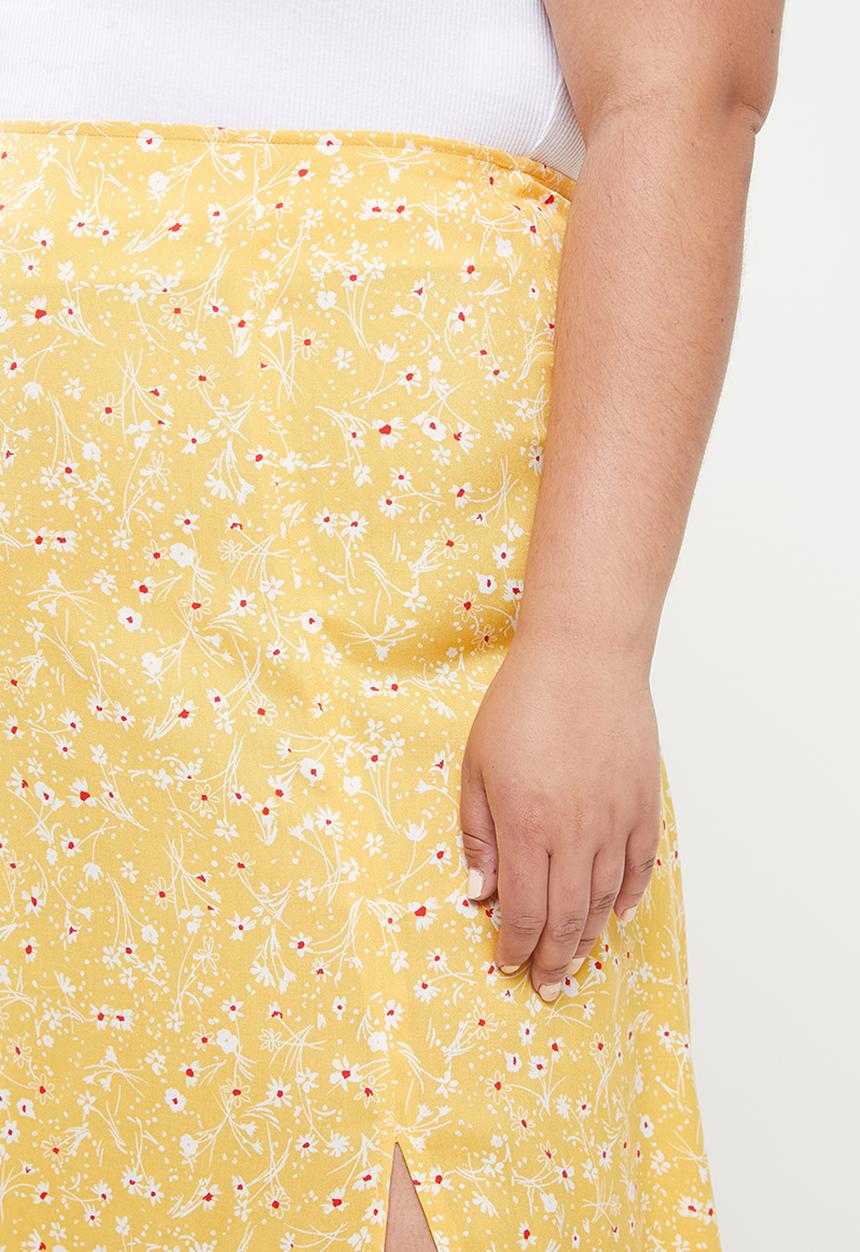 Trendyol - Plus print slit detail skirt - yellow