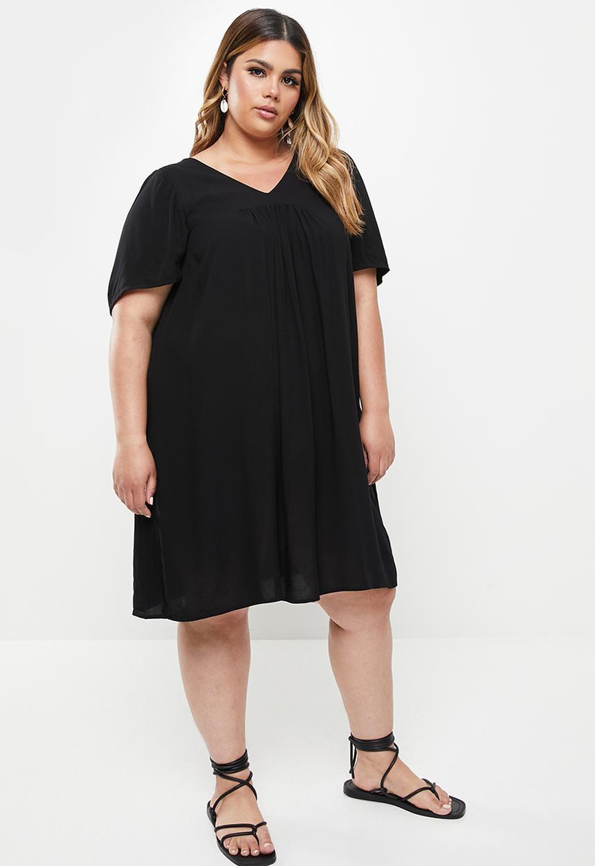 Trendyol - Plus v-neck oversized woven dress - black