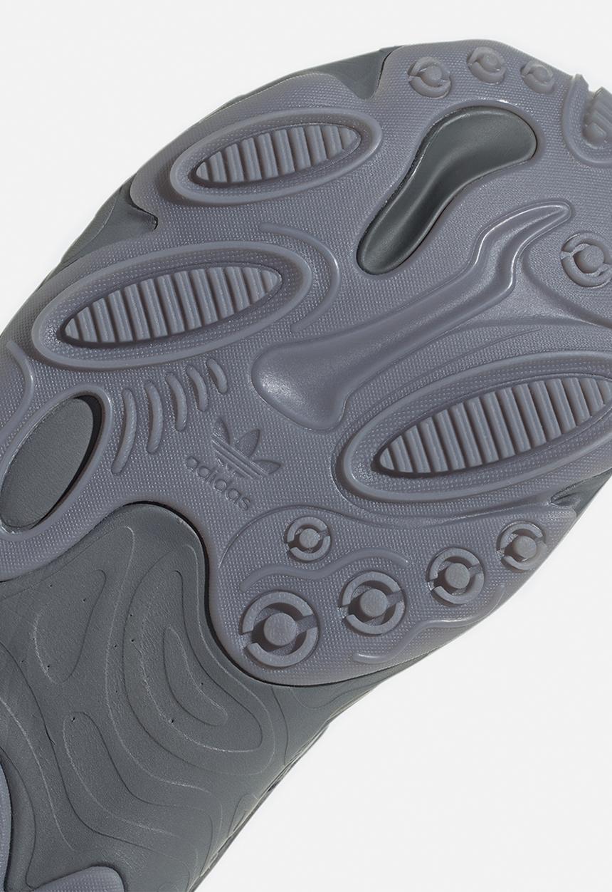 adidas Originals - Oznova