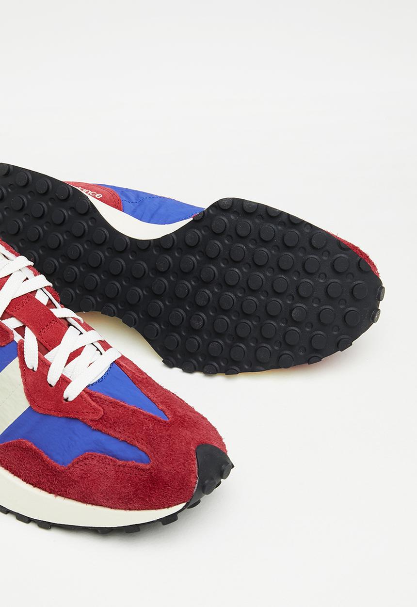 New Balance  - Radically classic - team red (985)