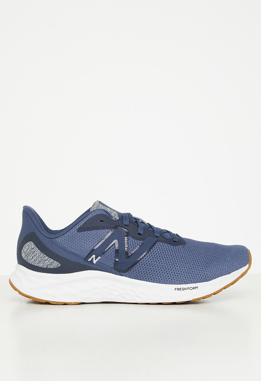 New Balance  - Fresh Foam Arishi V4 