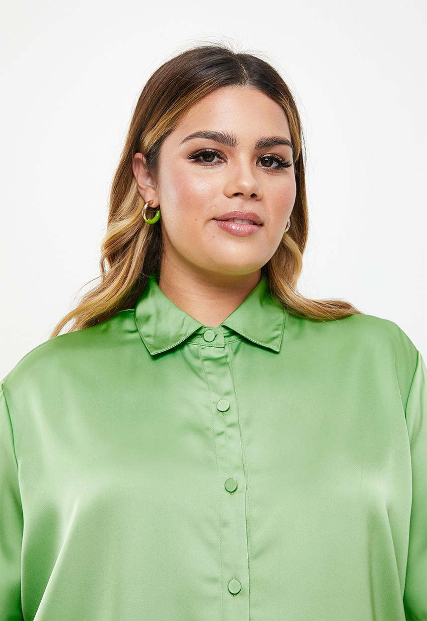 Cotton On - Curve amalfi short sleeve satin shirt - super green