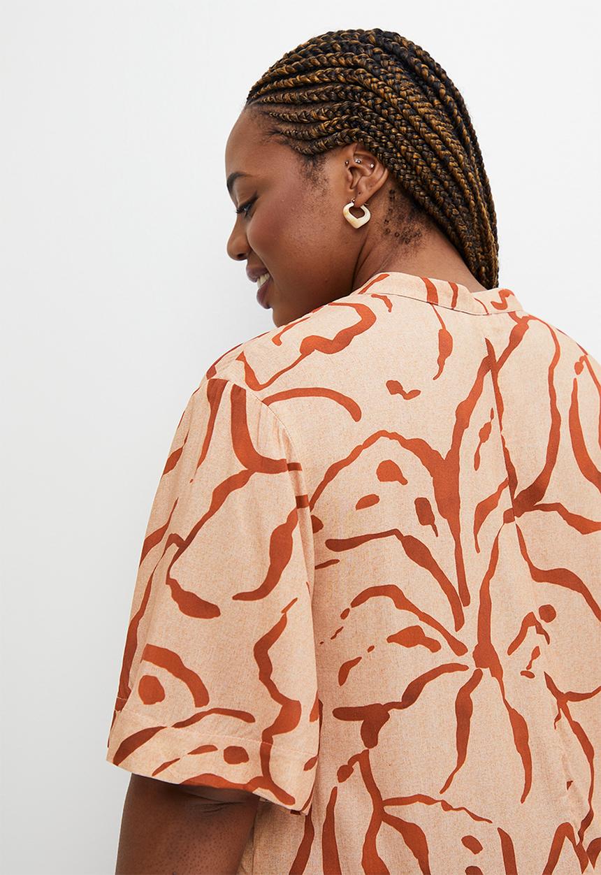 edit Plus - Mandarin collar tunic - rust scribble