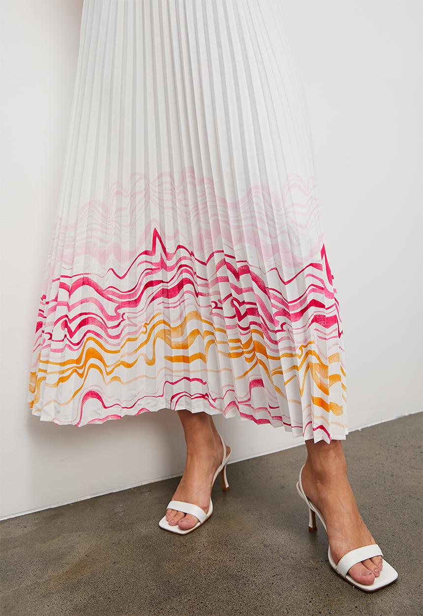 Superbalist - Maxi pleat - new colourway of boarder print