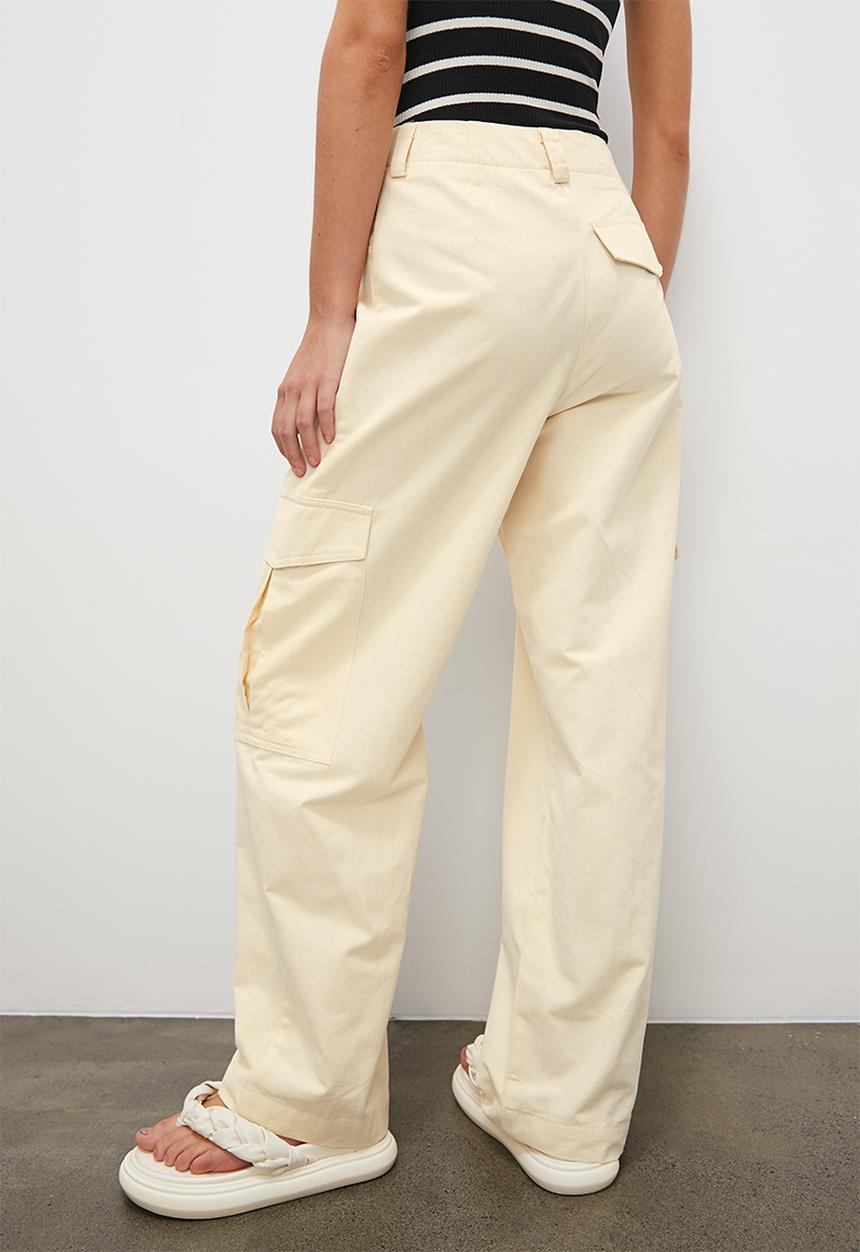 Superbalist - Midrise slim leg cargo - ecru