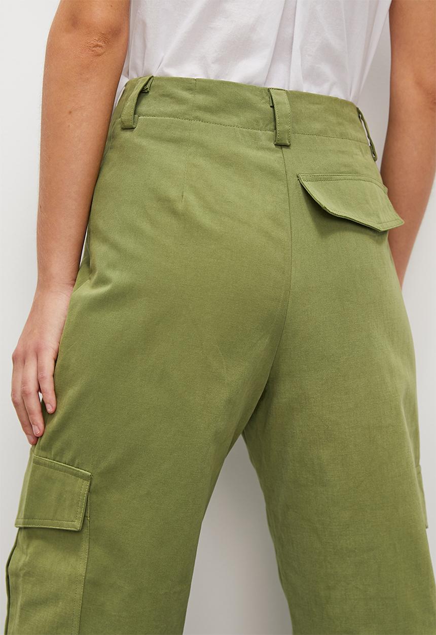 Superbalist - Midrise slim leg cargo - dark khaki