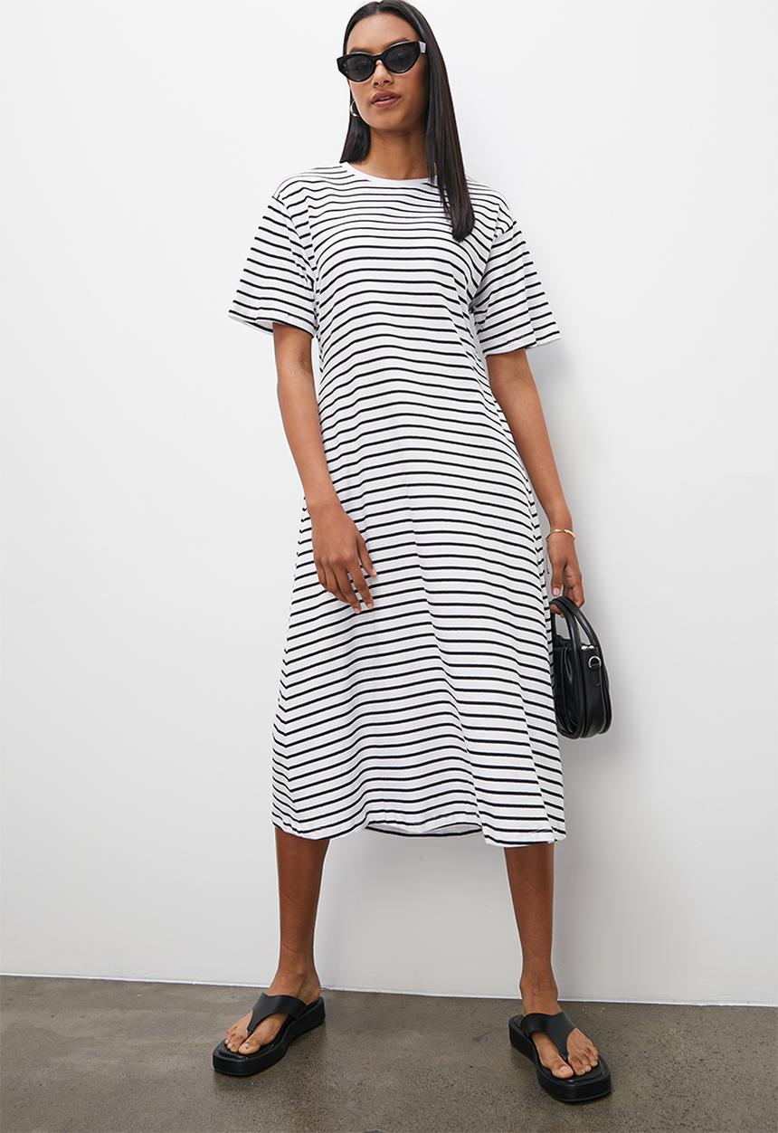 Superbalist - Open back knit dress midi - black & white