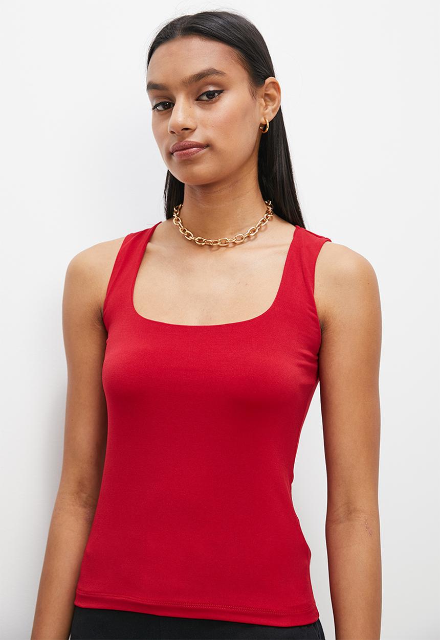 Superbalist - Single scoop neck vest - red