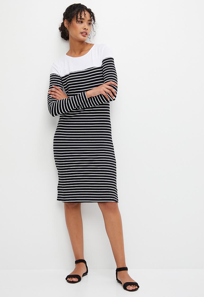 edit - Border stripe tee dress - black & white