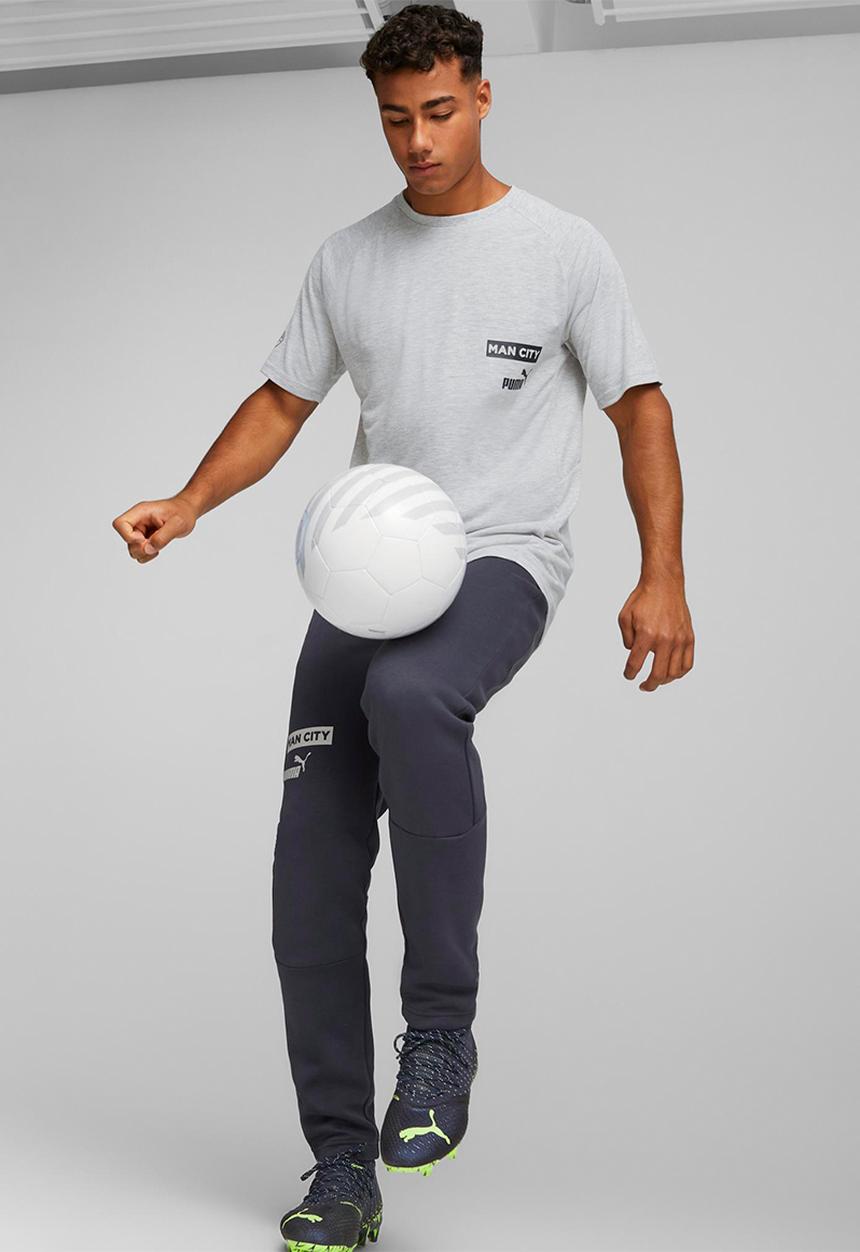 PUMA - Mcfc casuals tee - light gray heather-parisian night
