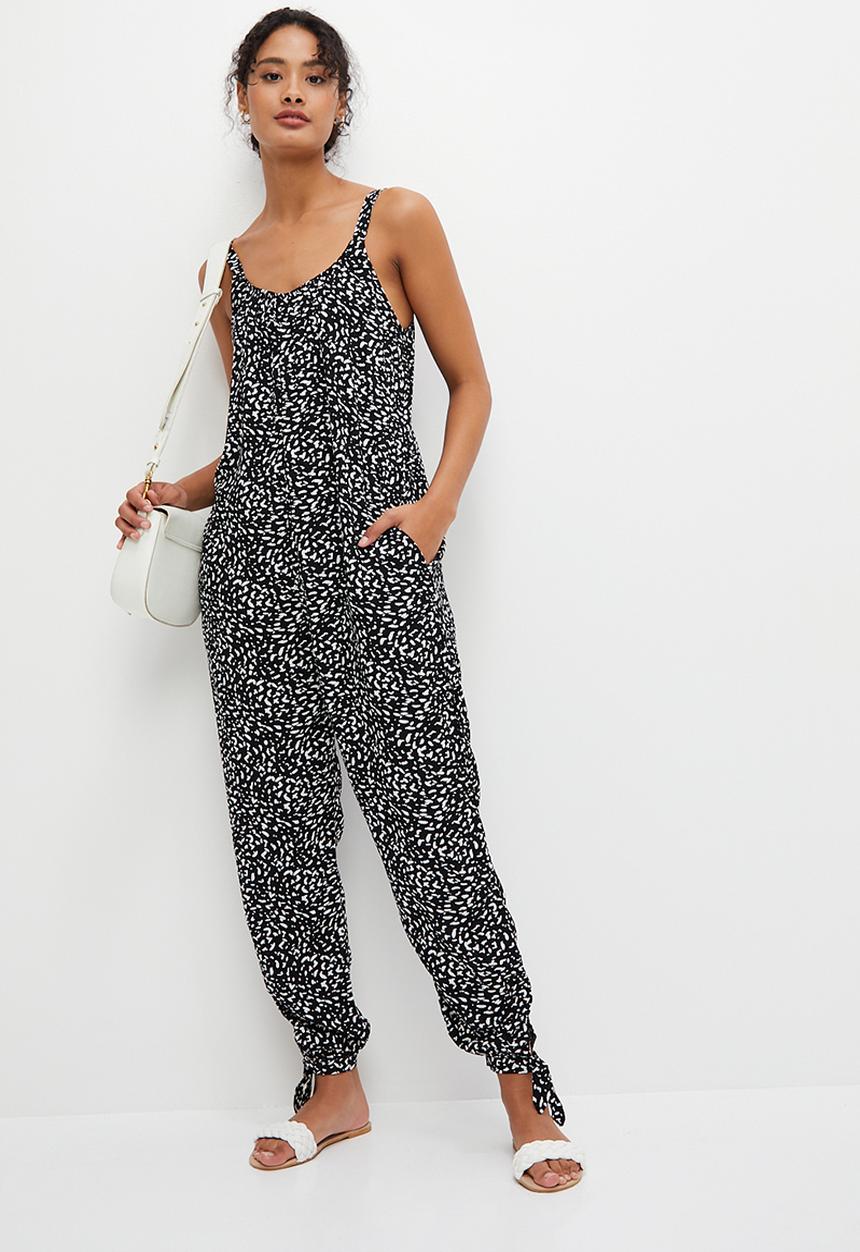 edit - Scoop neck tie detail jumpsuit - black & white