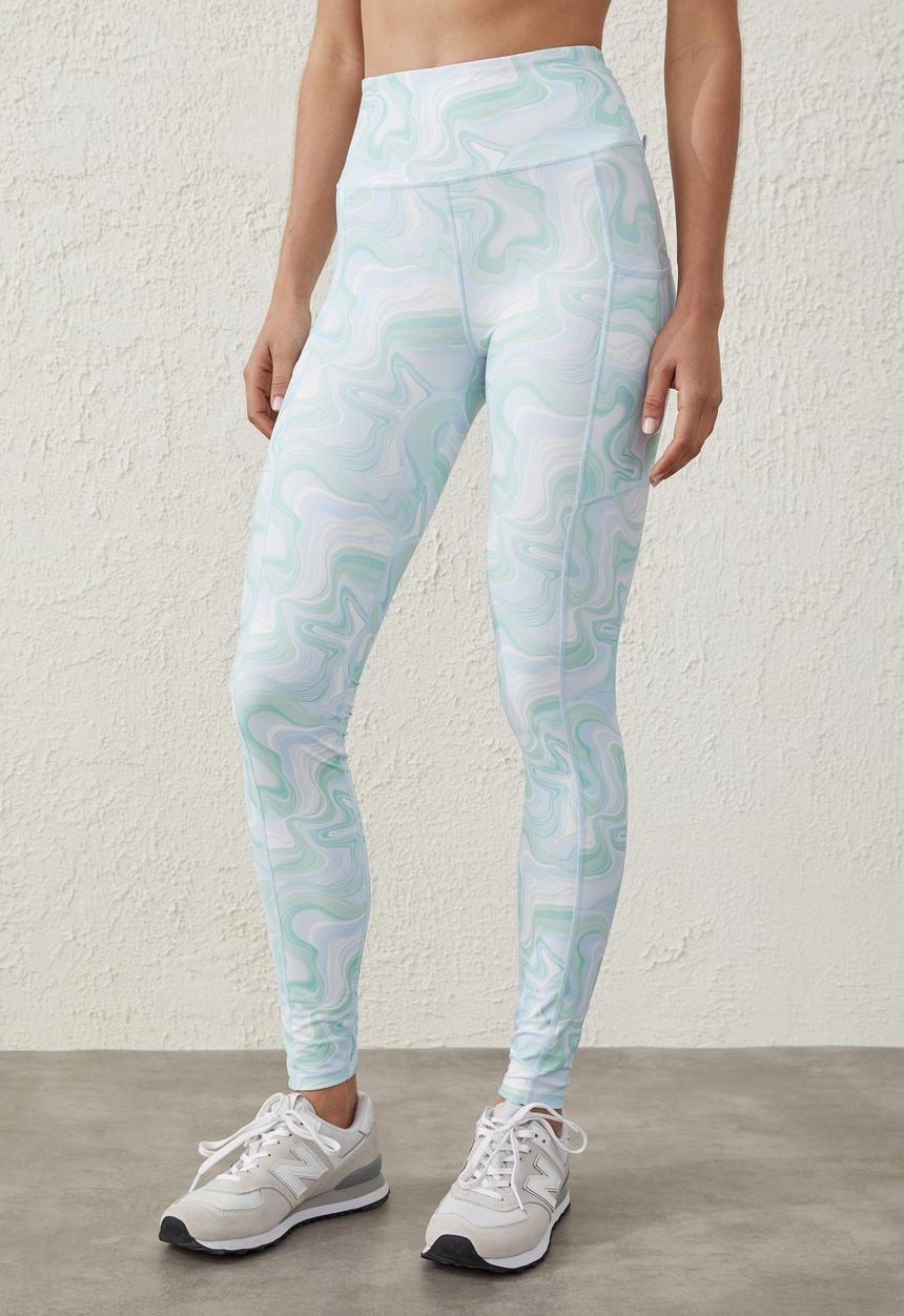 Cotton On - Smoothing explorer tight - painterly marble cameo green