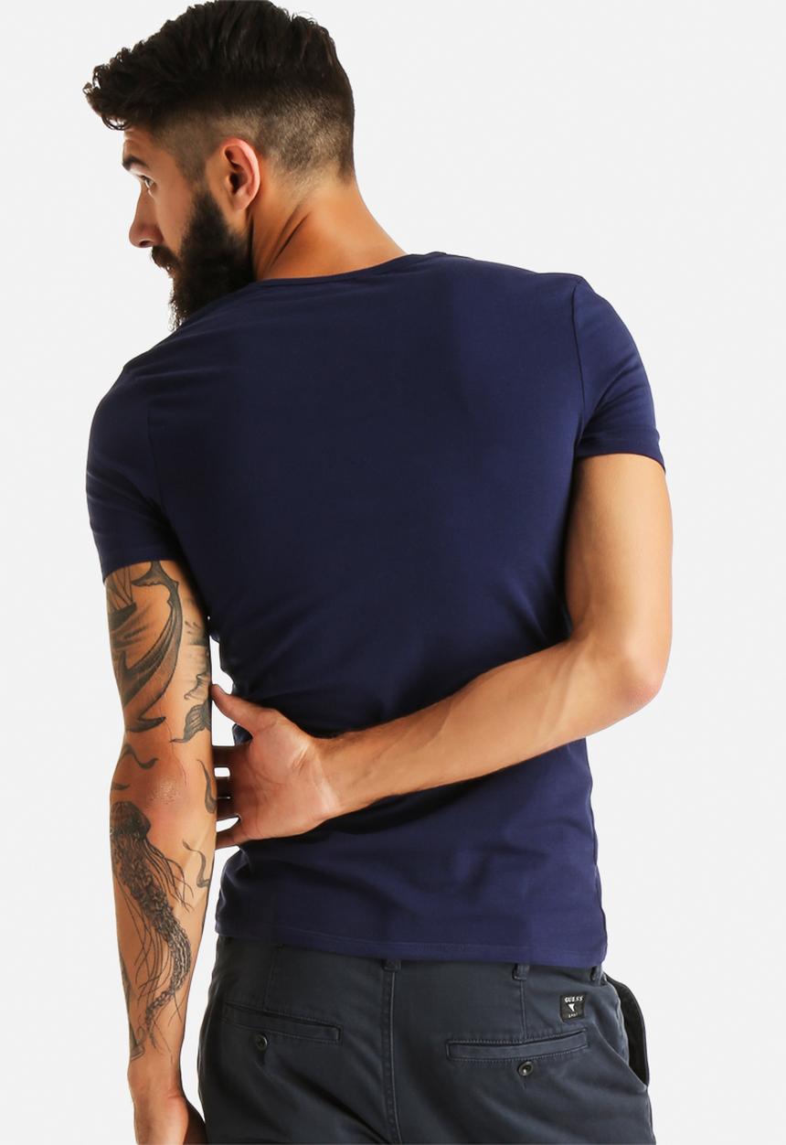 GUESS - V-Neck T-Shirt