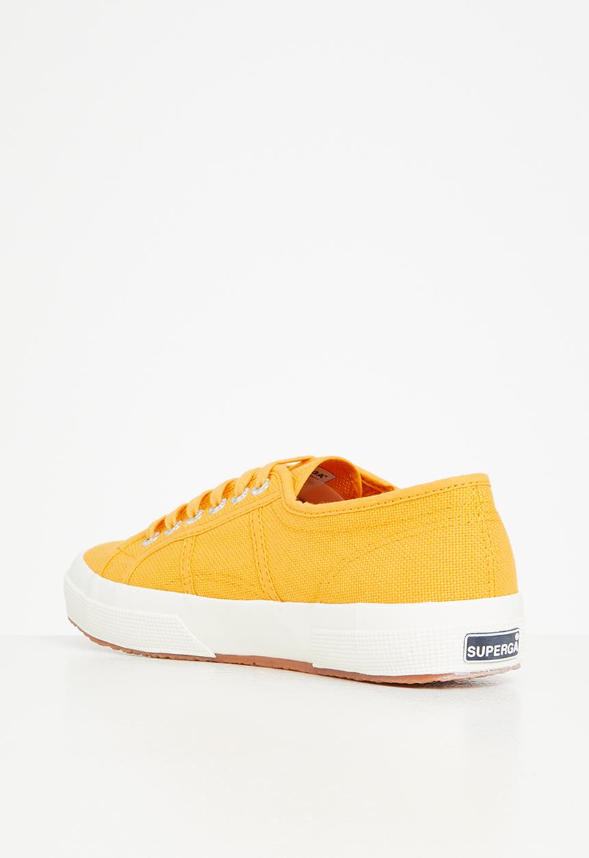 SUPERGA - S000010