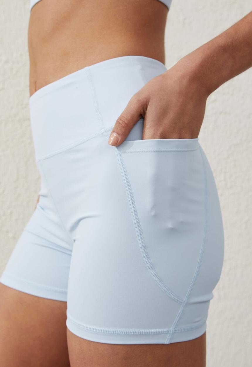 Cotton On - Smoothing pocket shortie short - silky blue