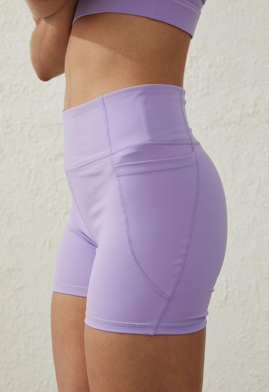 Cotton On - Smoothing pocket shortie short - purple pansy