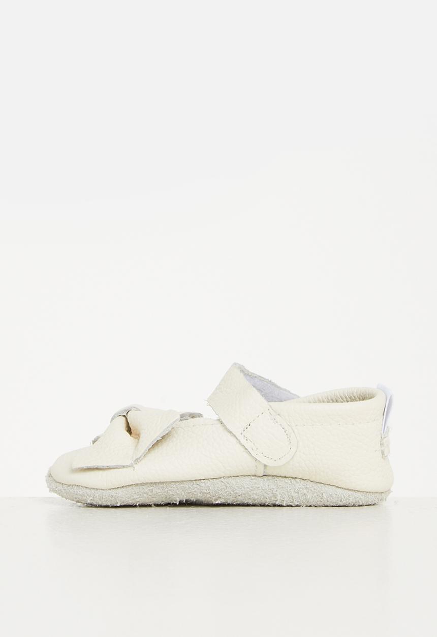 Pitta-Patta Shoes - Baby girls bow pump - ivory