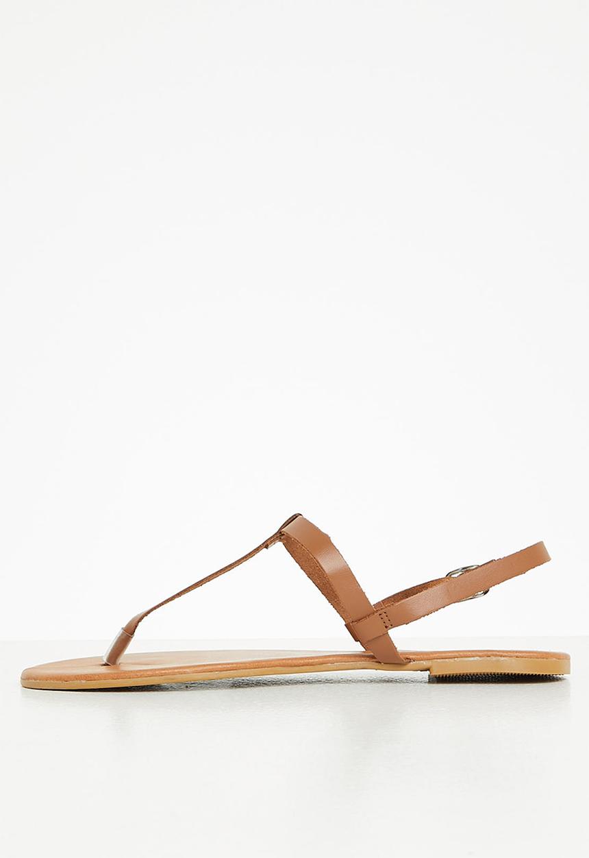 edit - Nadia leather thong - tan