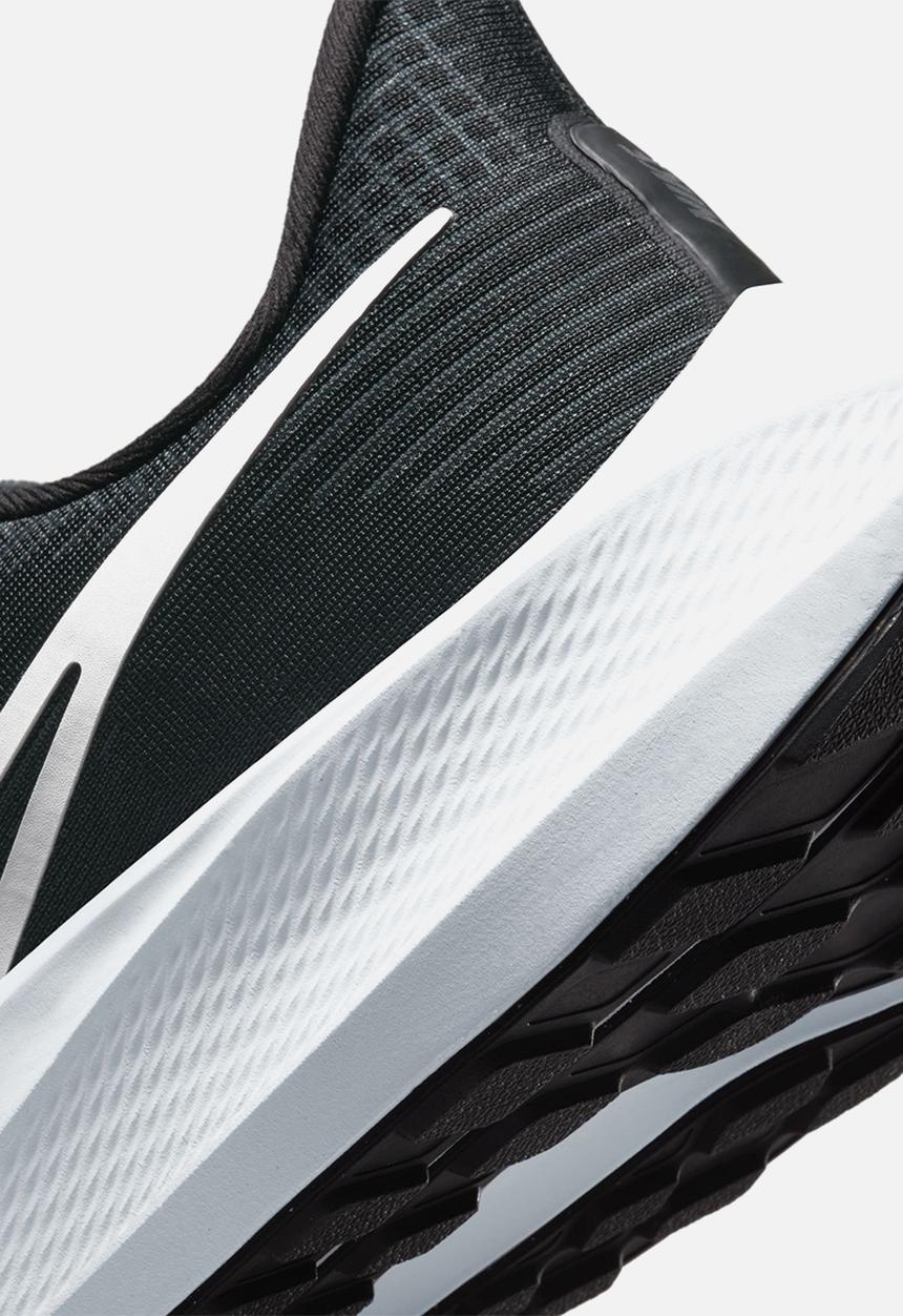 Nike - Nike air zoom pegasus 39 - black/white-dk smoke grey