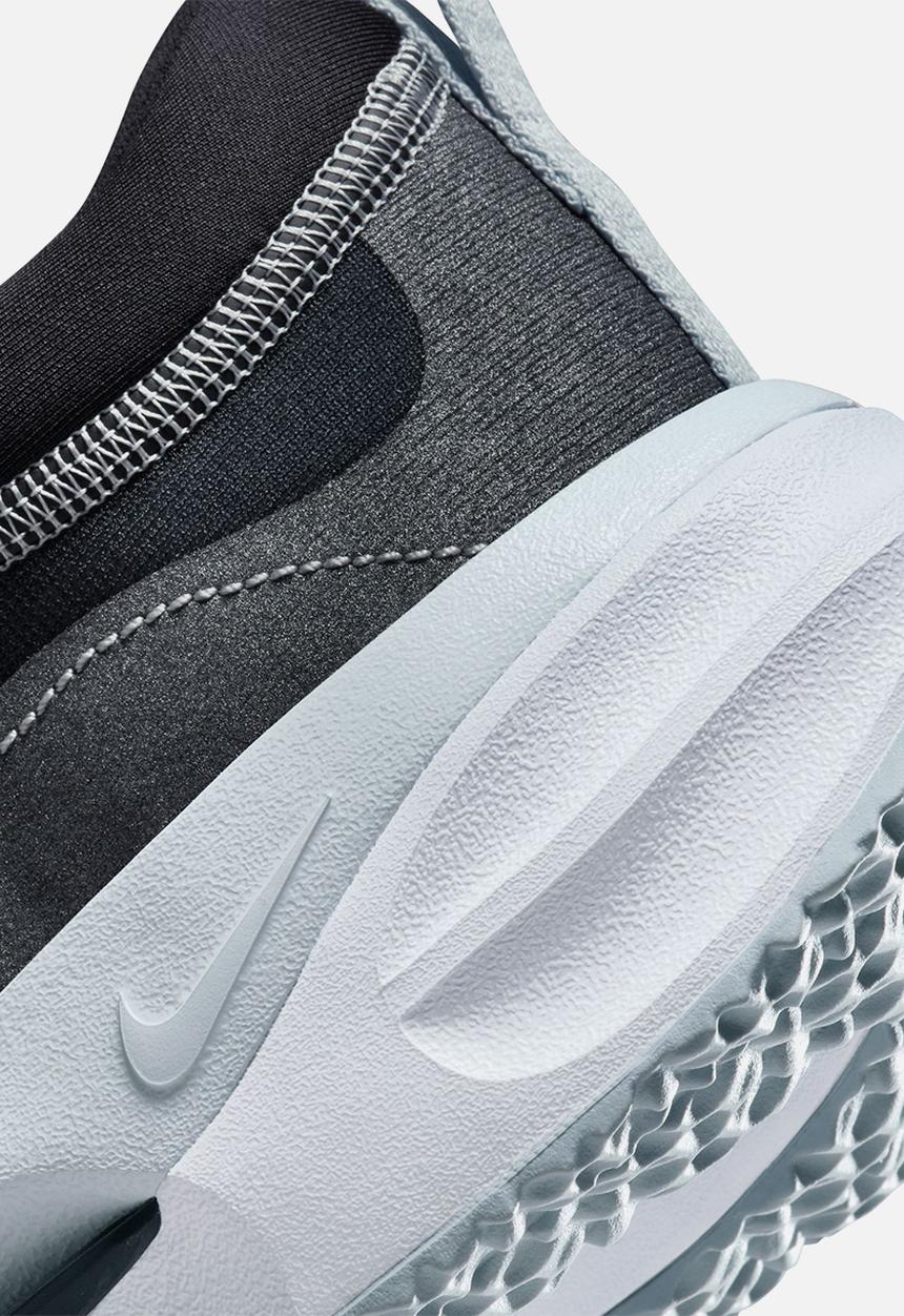 Nike - Nike Spark