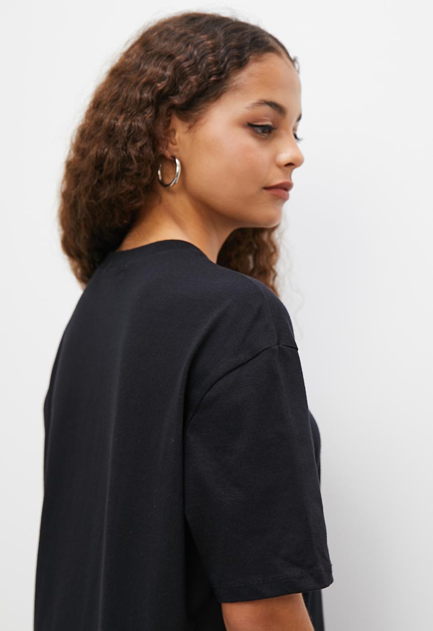 Blake - Graphic oversized tee - black