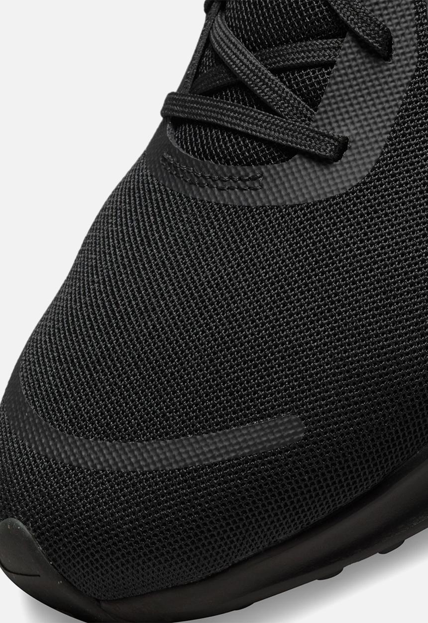 Nike - Quest 5