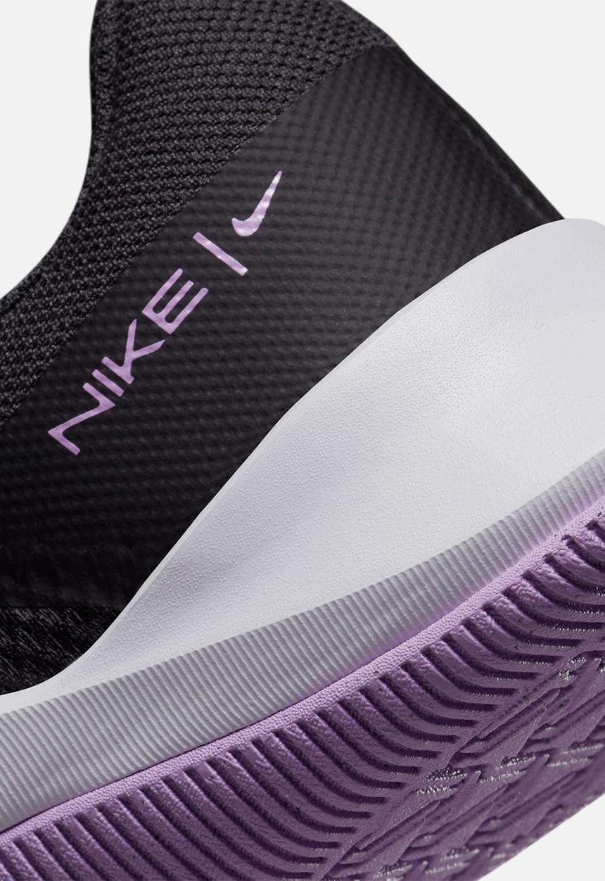 Nike - MC Trainer 2
