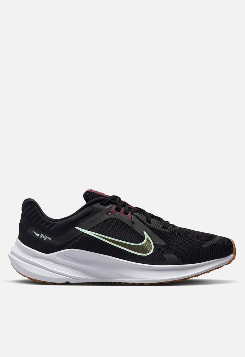 Nike - Nike Quest 5 