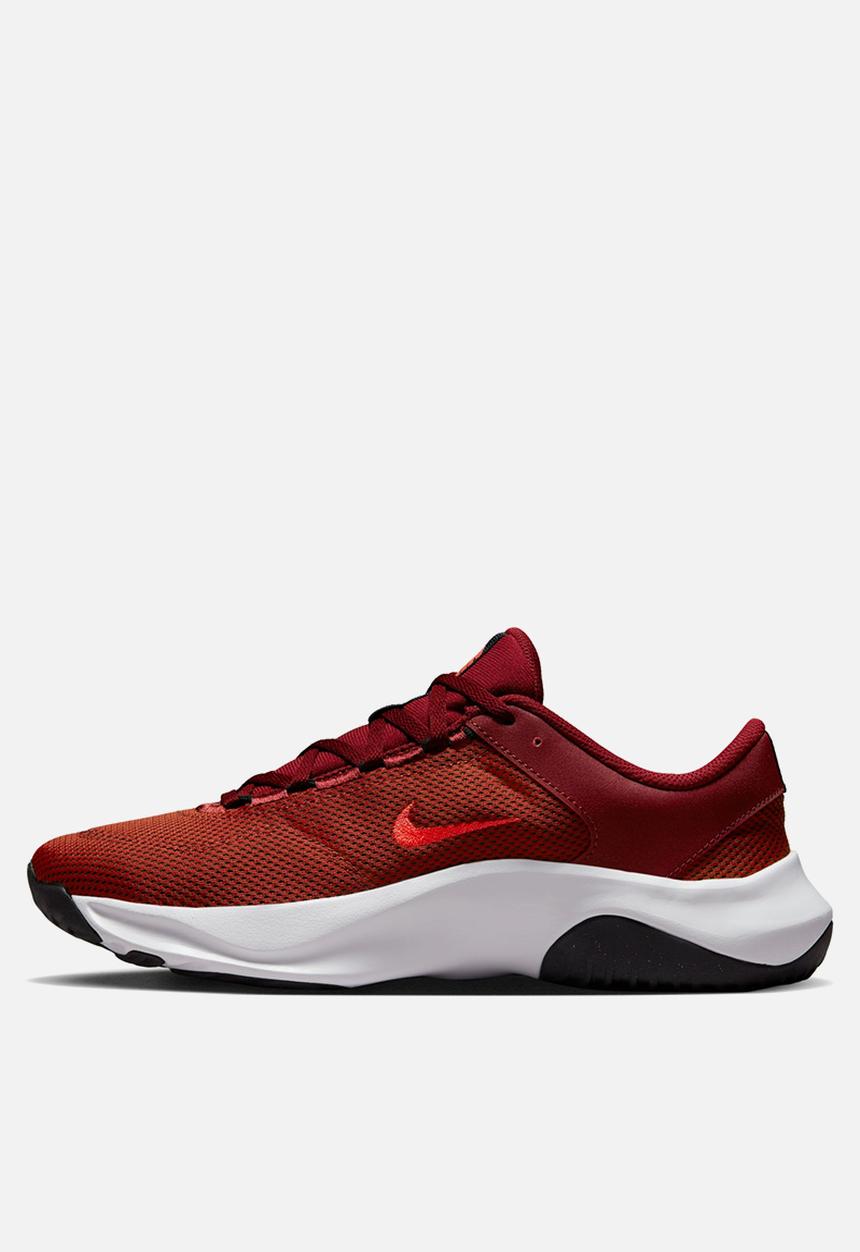 Nike - Legend Essential 3