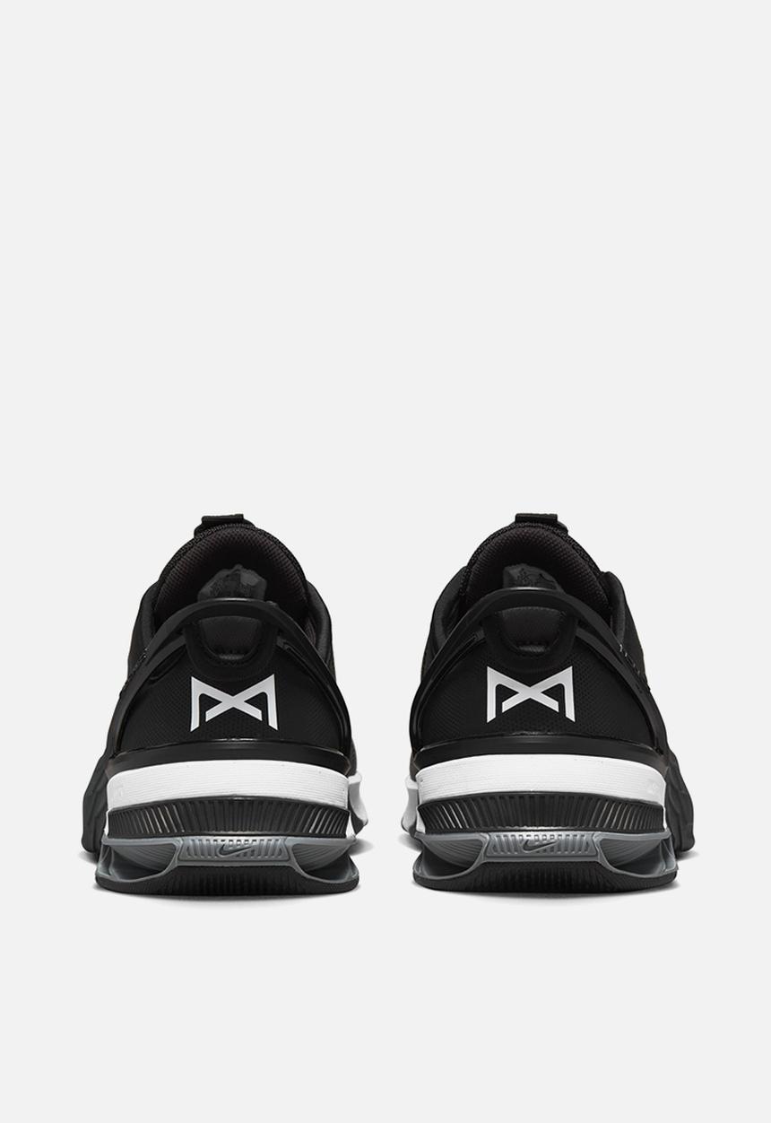 Nike - Nike Metcon 8 flyease