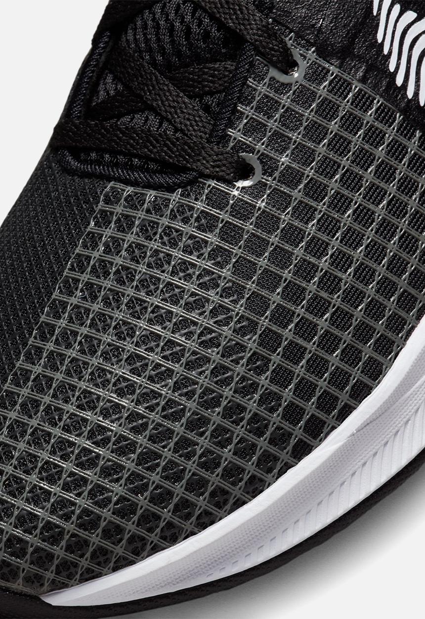 Nike - Nike Metcon 8 flyease