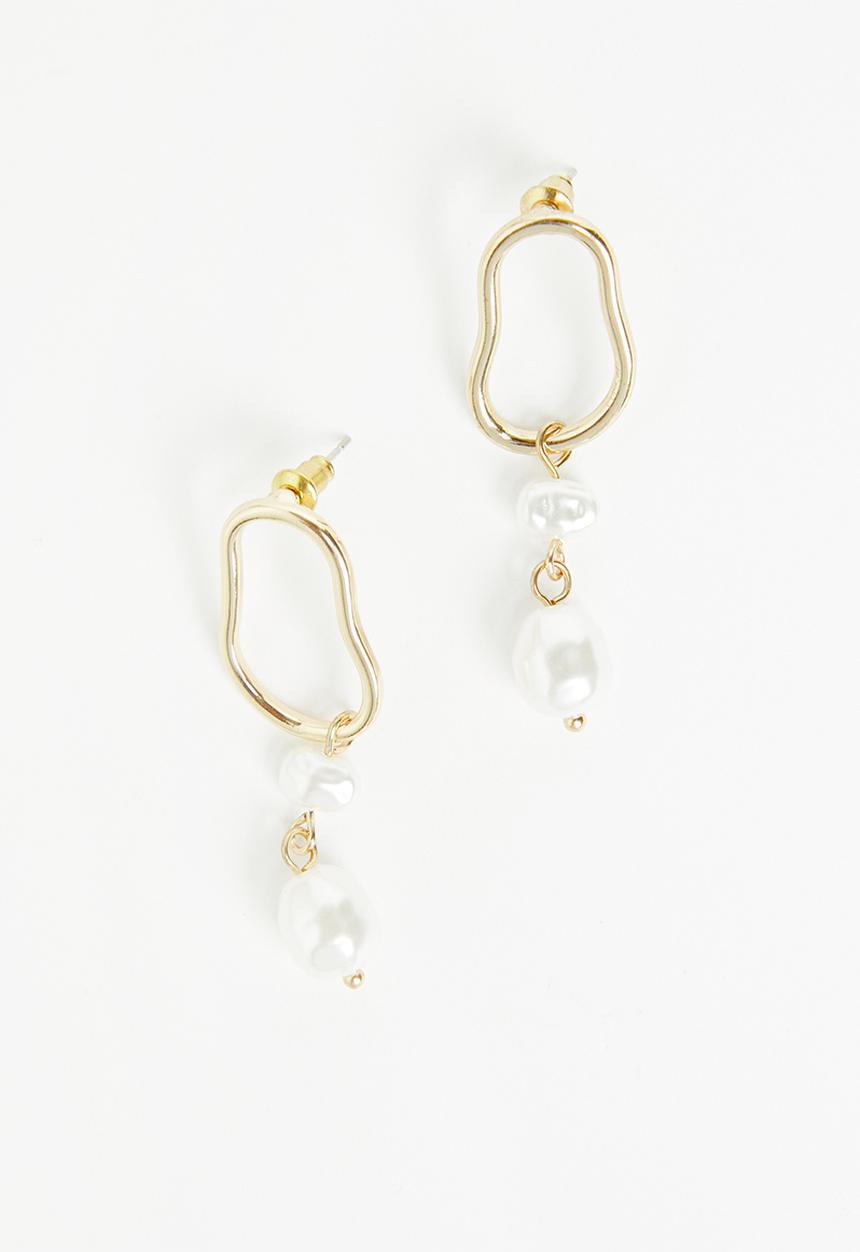 Superbalist - Heidi faux pearl earrings - gold