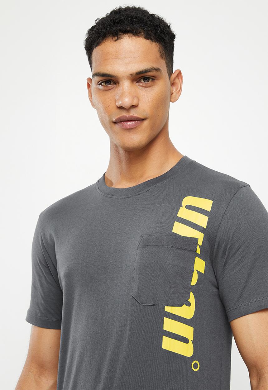 urban° - Urban gel and reflective print chest tee - charcoal