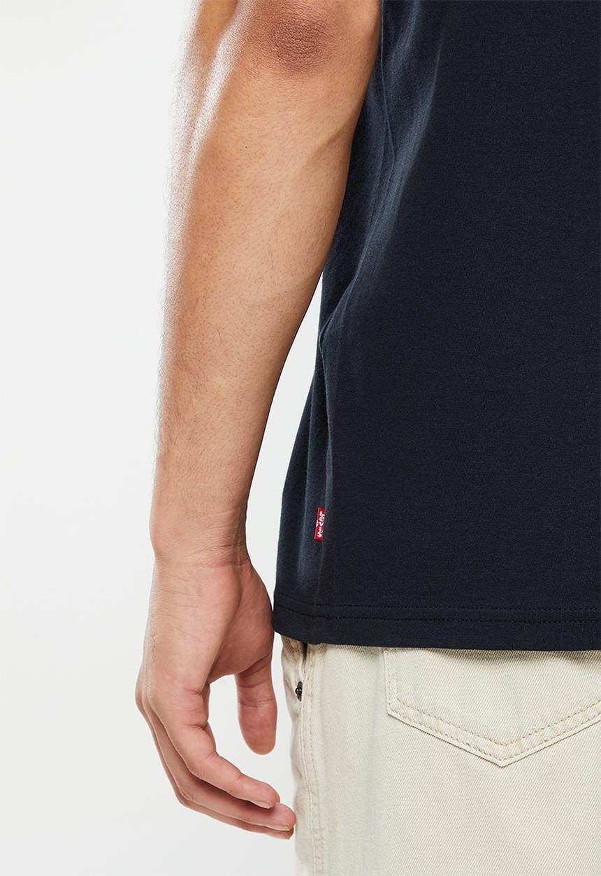 Levi’s® - Short sleeve relaxed fit tee - black