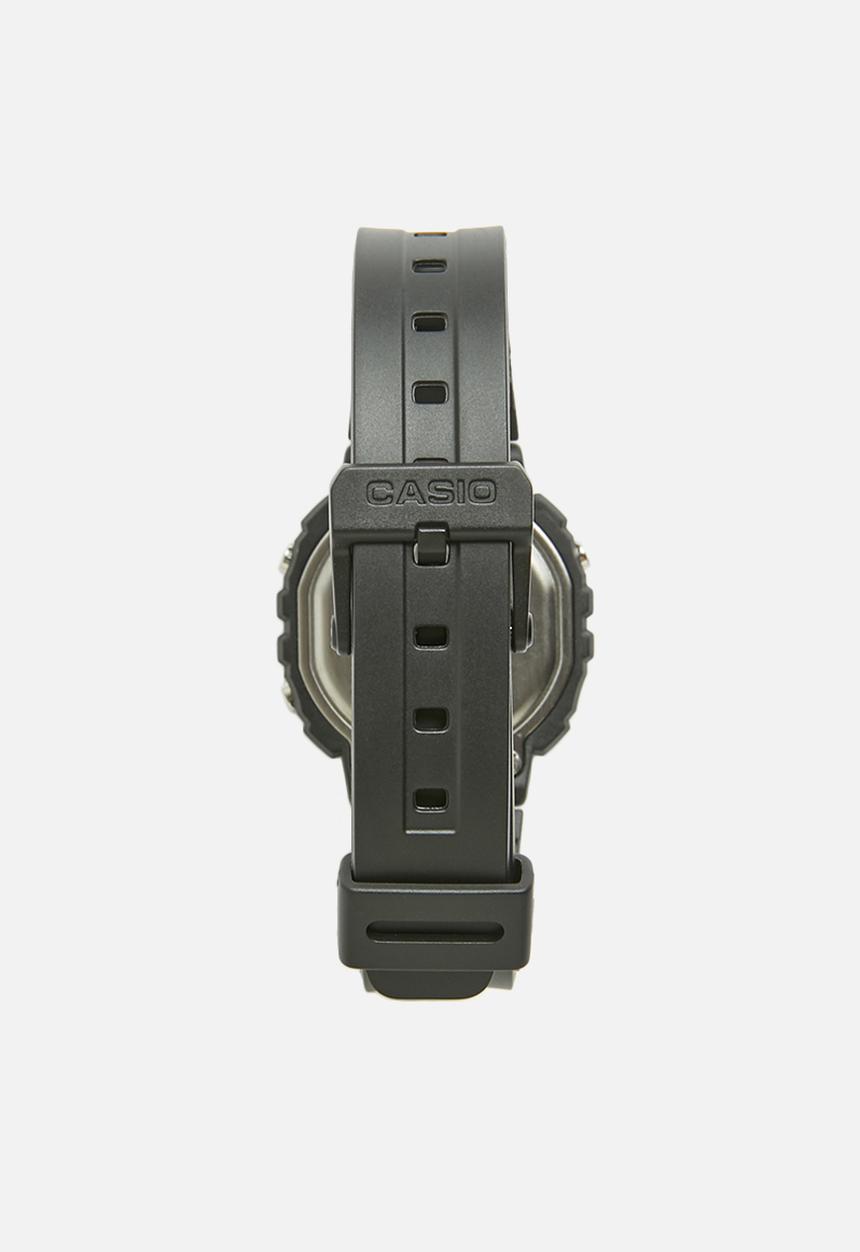 Casio - Boys standard square digital watch - black