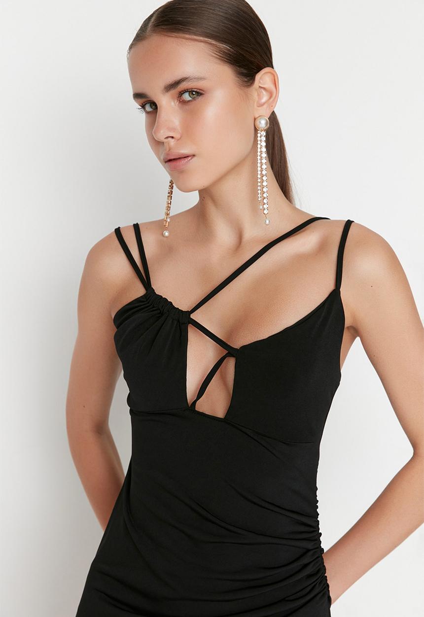Trendyol - Asymmetrical strap thigh split dress - black