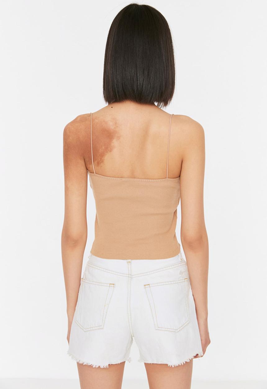 Trendyol - Thin strap ribbed top - camel