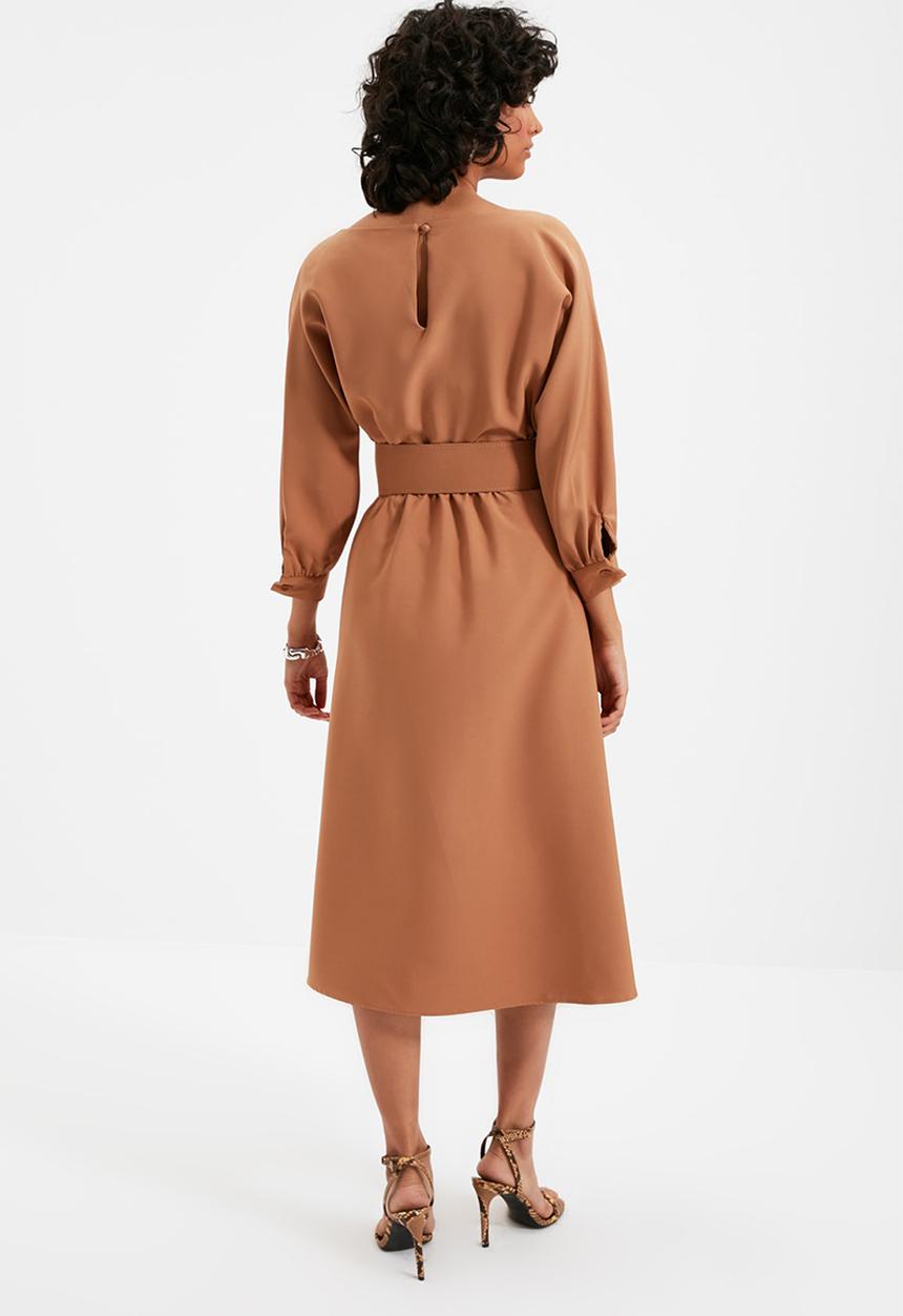 Trendyol - Basic midi dress - camel