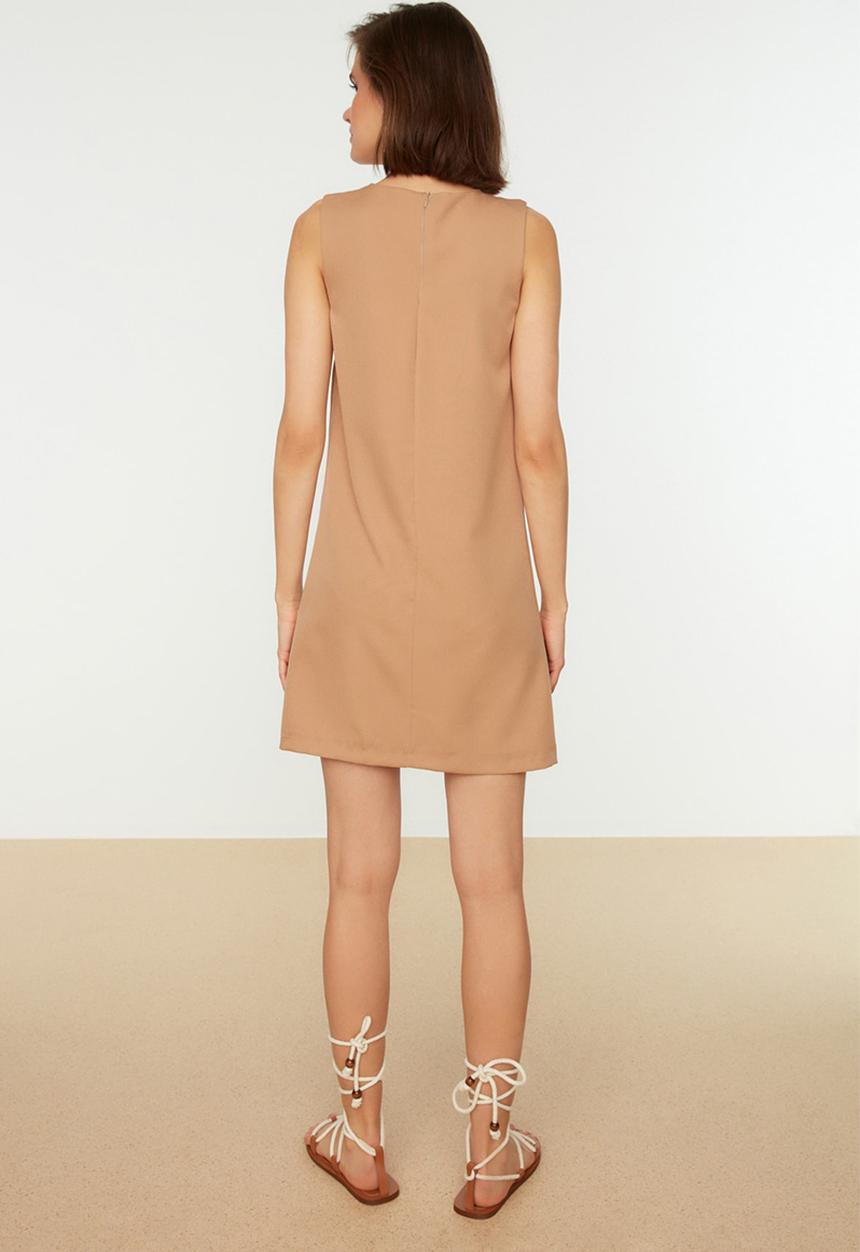 Trendyol - Basic sleeveless dress - camel
