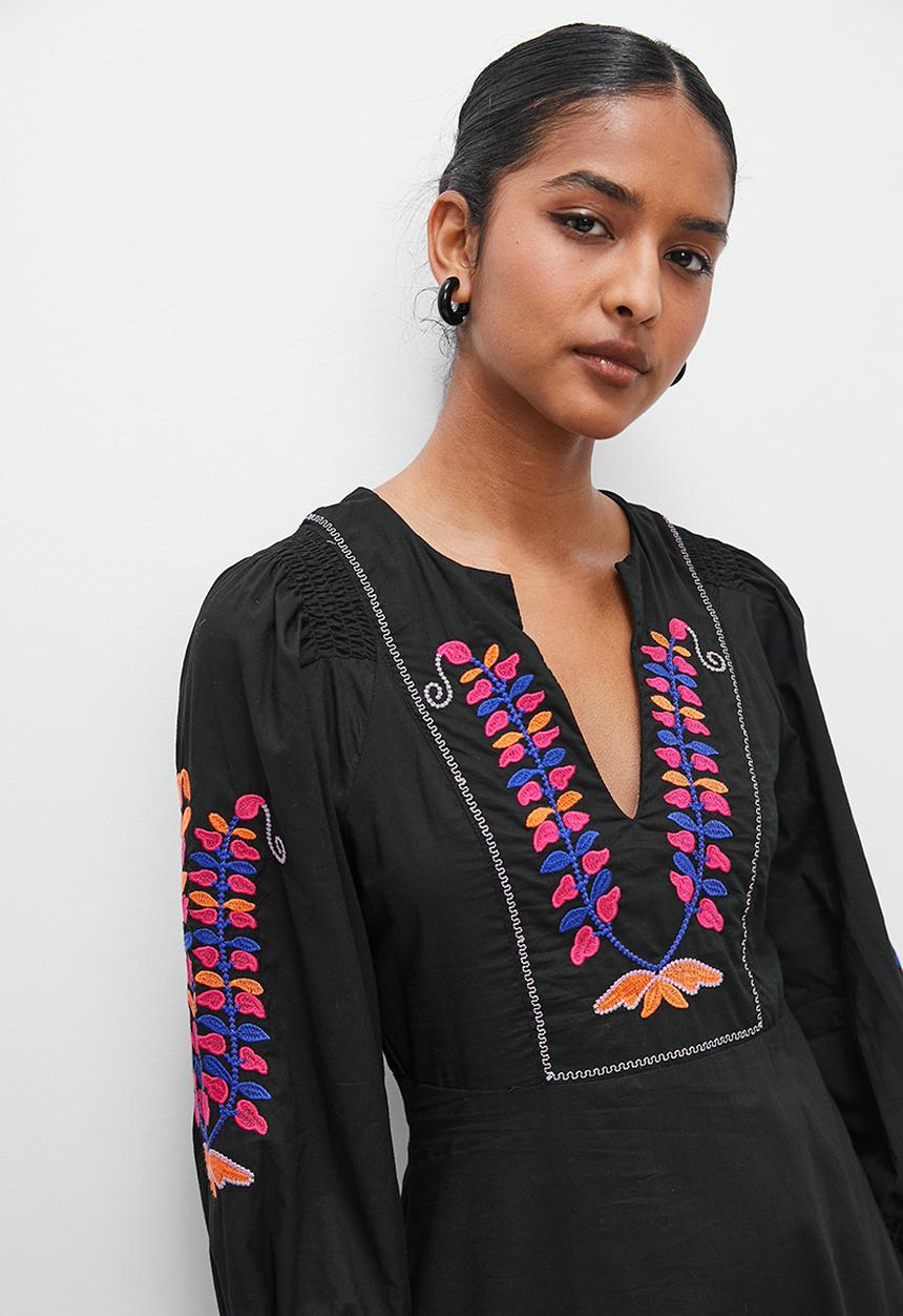 Superbalist - Anglaise babydoll dress - black & pink