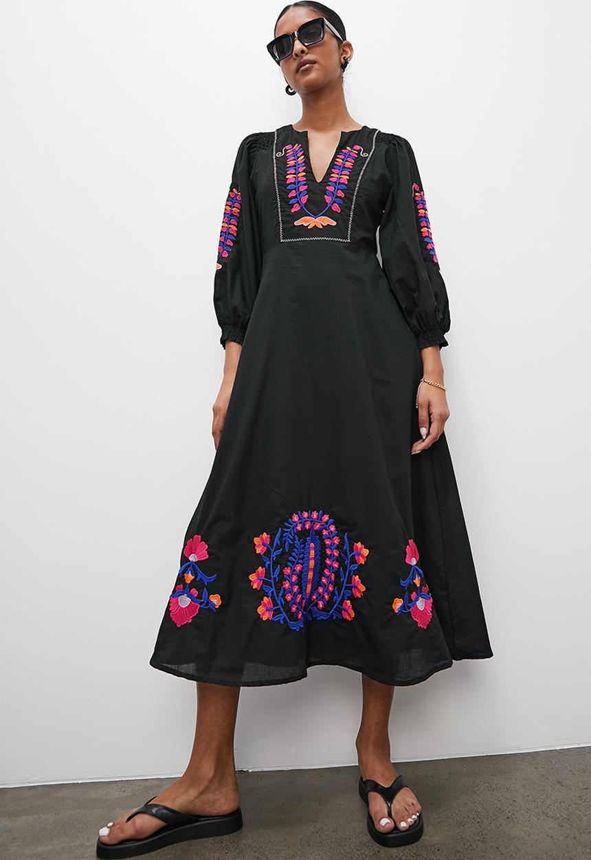 Superbalist - Anglaise babydoll dress - black & pink