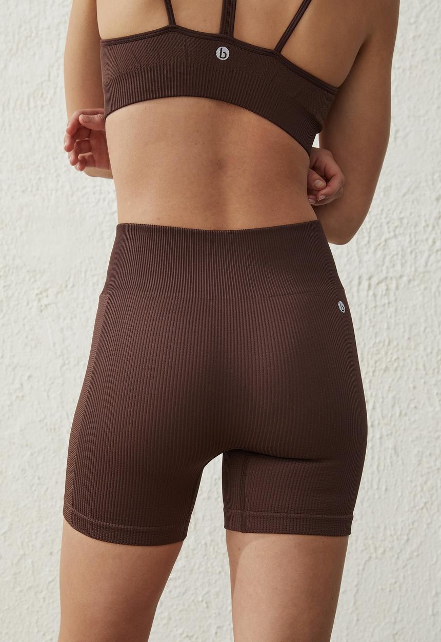 Cotton On - Seamless rib bike short - cedar brown