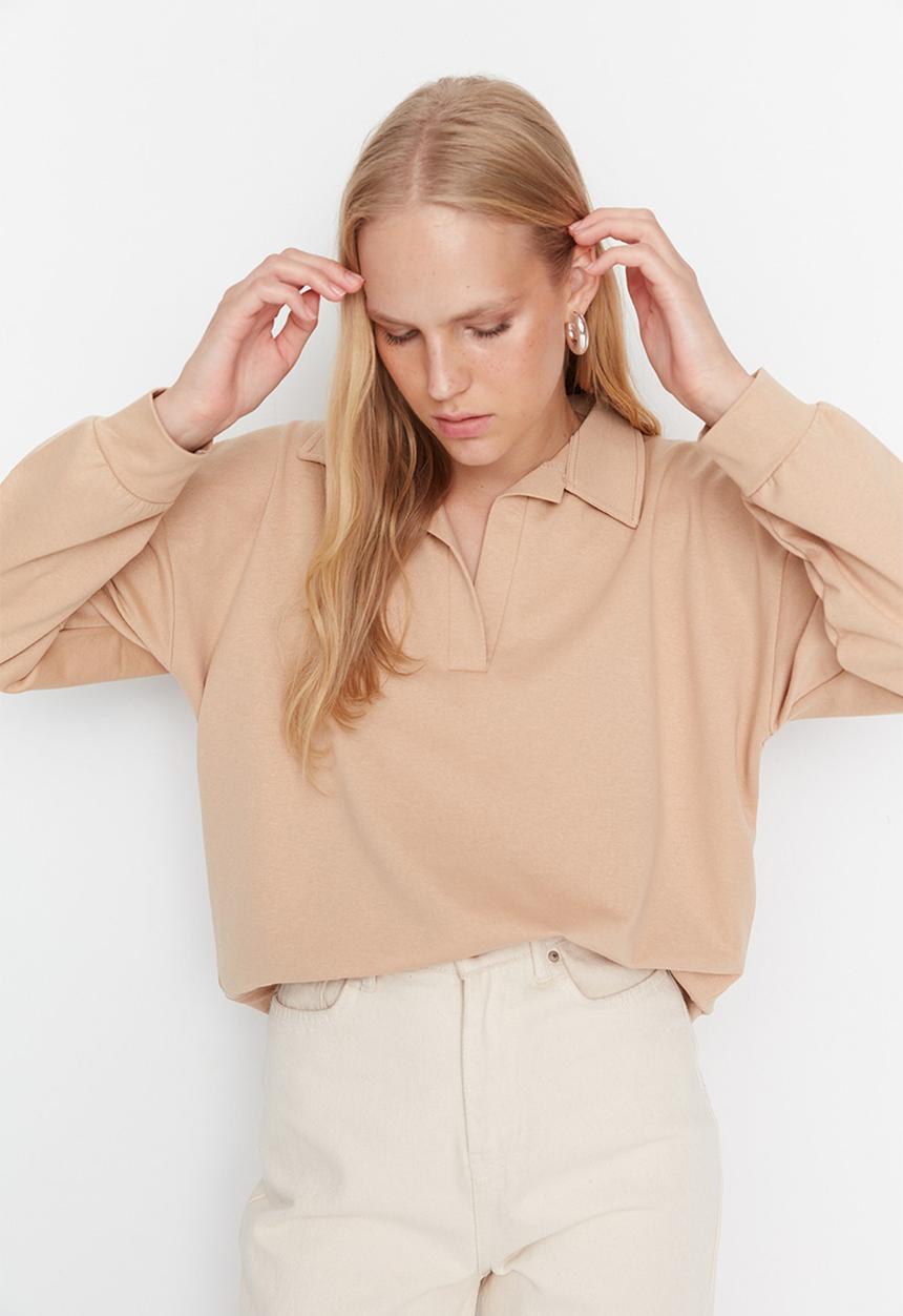 Trendyol - V-neck sweatshirt - beige